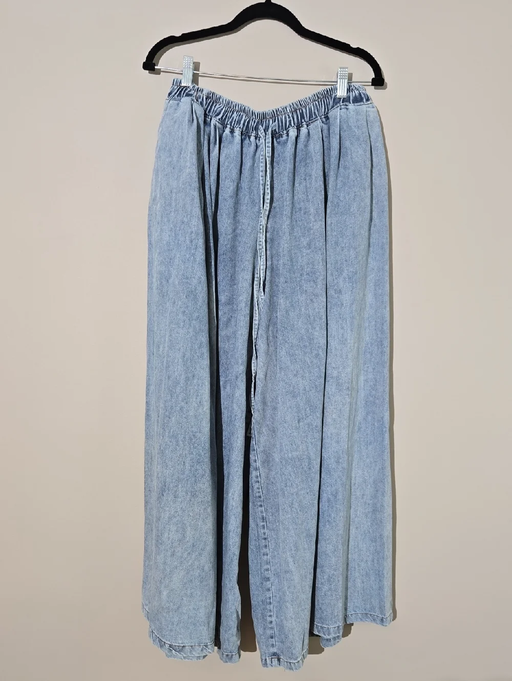 Wide Leg Light Blue Denim Jeans - Women's Flare & Wide Leg - Picture 1 of 8